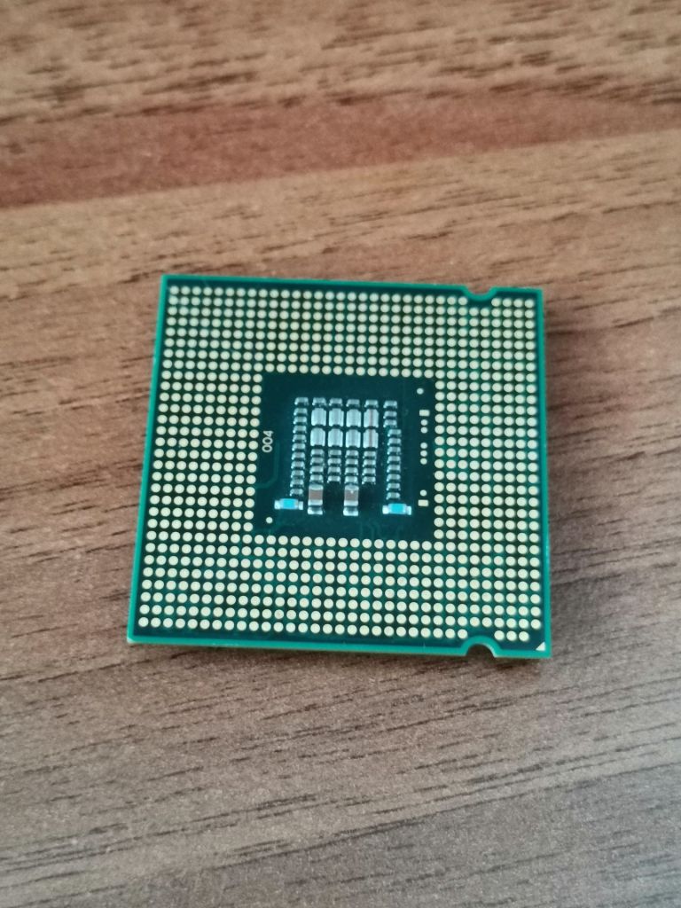 Процесор Intel Pentium DualCore E5400 2.70GHz/2M/800 SLGTK s775 - фото фото фото 2