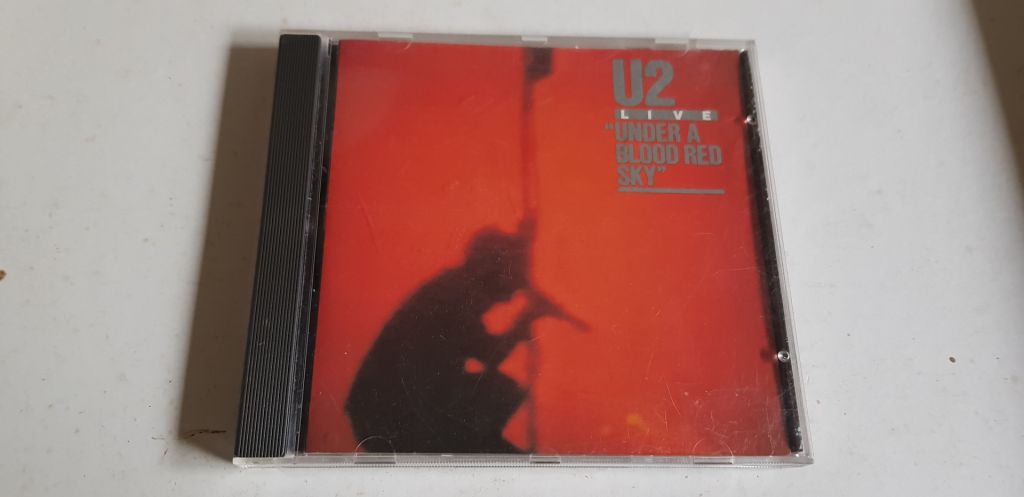 U2 Under A Blood Red Sky CD фірмовий - фото фото фото 0