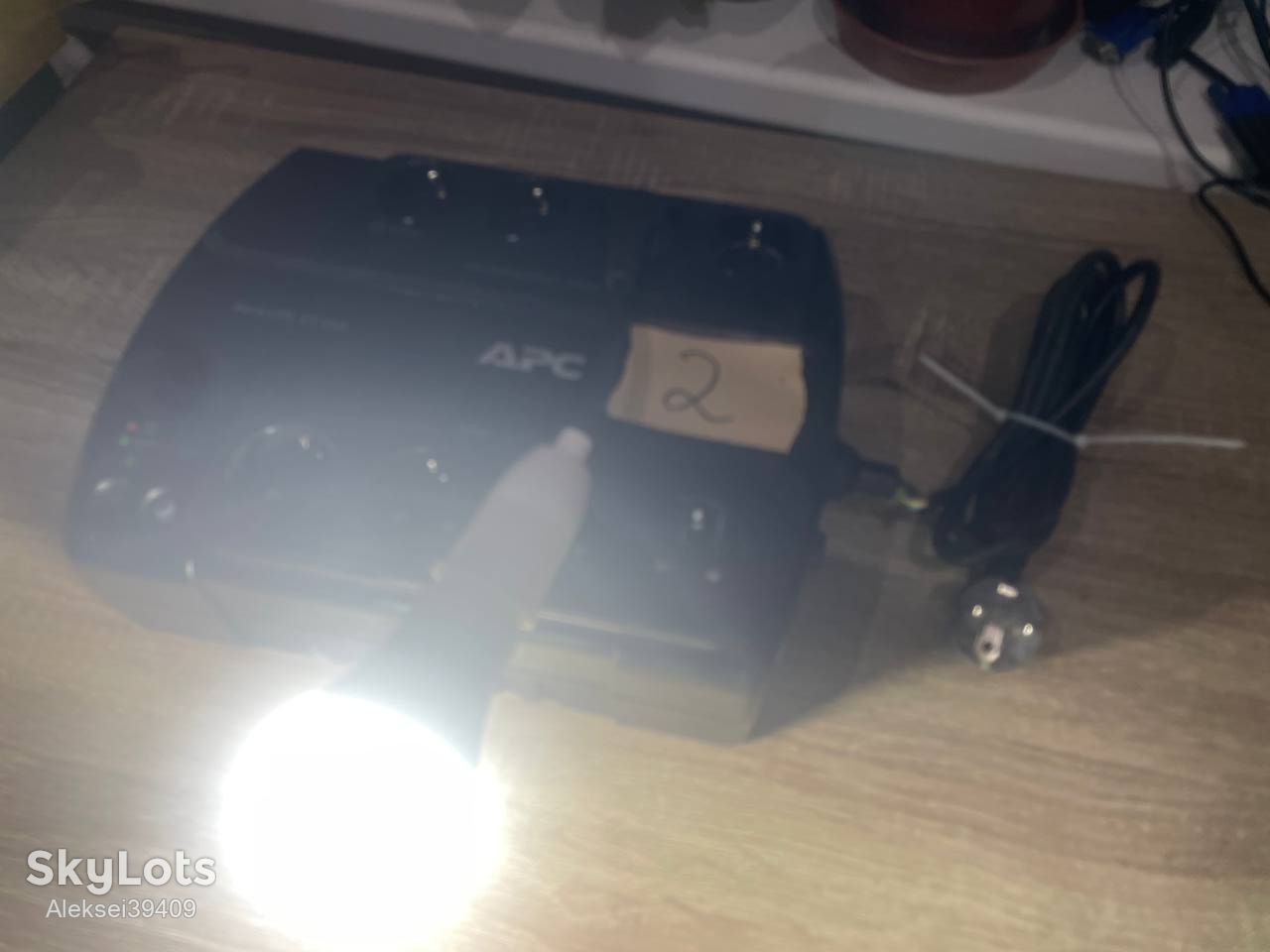 Джерело безперебійного живлення       (ИБП) APC Back-UPS ES 550VA / 330W       (BE550G-RS) - фото фото фото 4