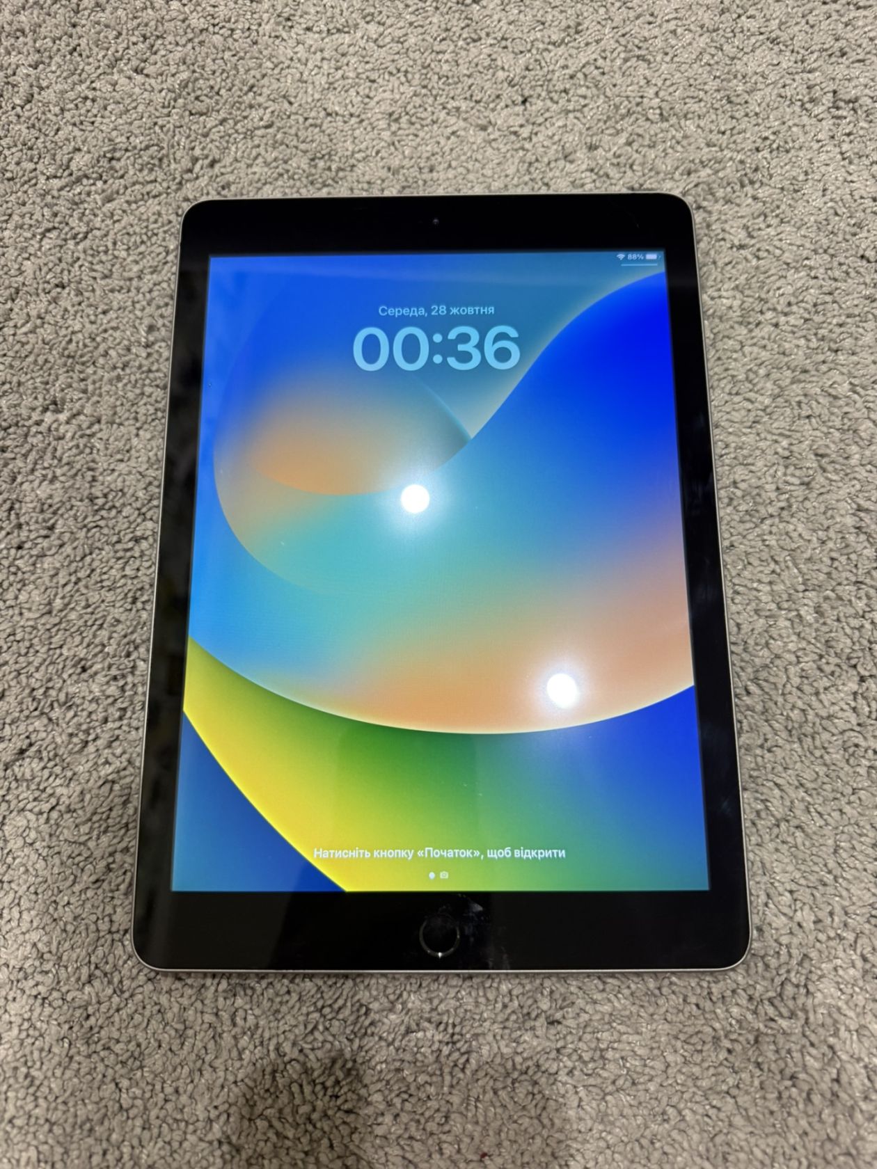 Планшет Apple iPad 5 A1822 32Gb Space Gray - фото фото фото 0