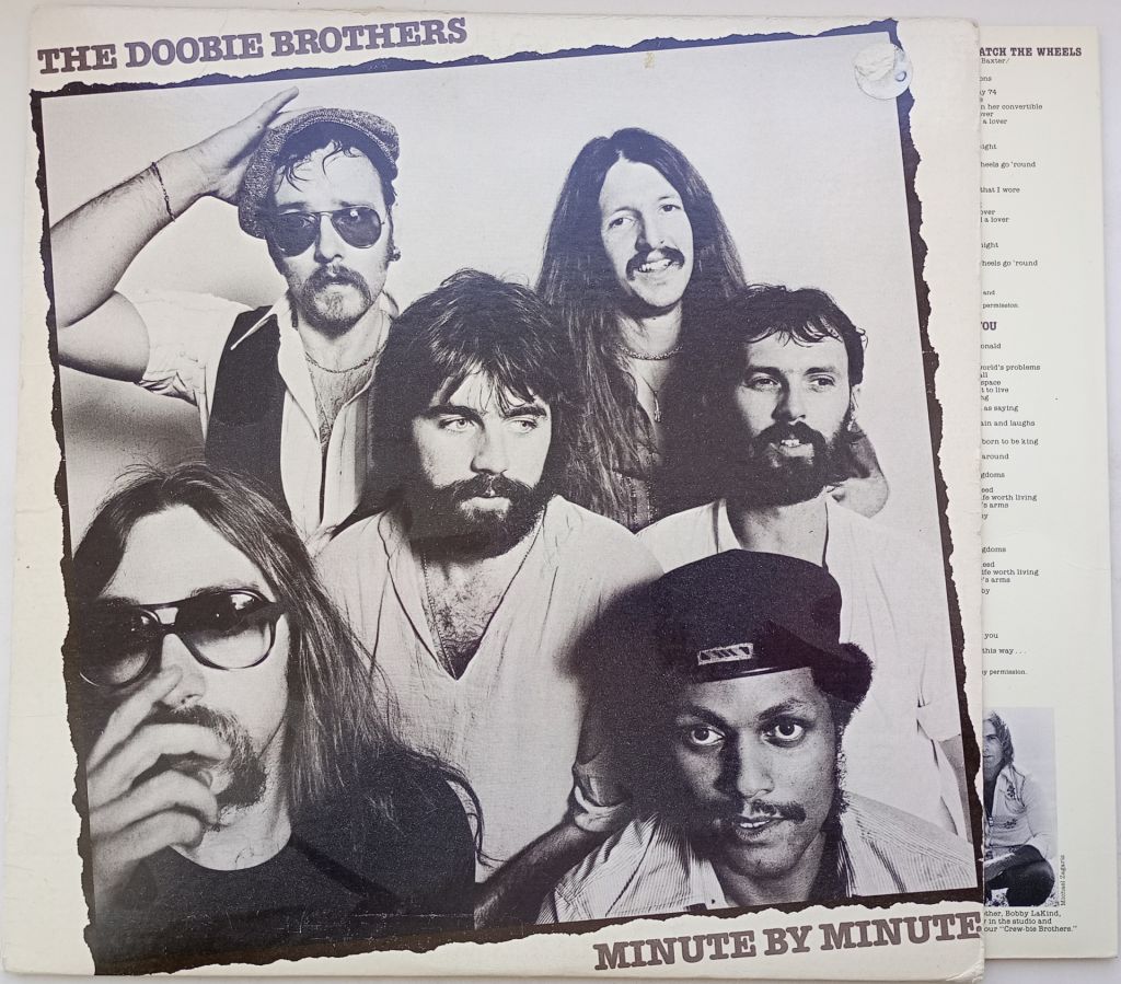 THE DOOBIE BROTHERS Minute By Minute LP VG+/EX- - фото фото фото 0