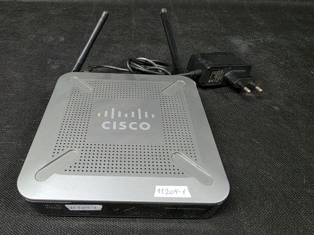 RV120W Cisco Wireless-N VPN Firewall роутер  (11204-1) - фото фото фото 2