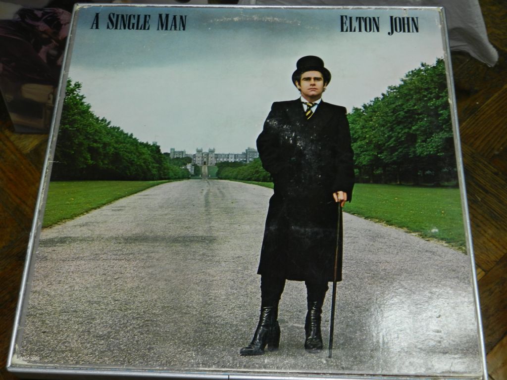 LP   Elton John - A Single Man - фото фото фото 0