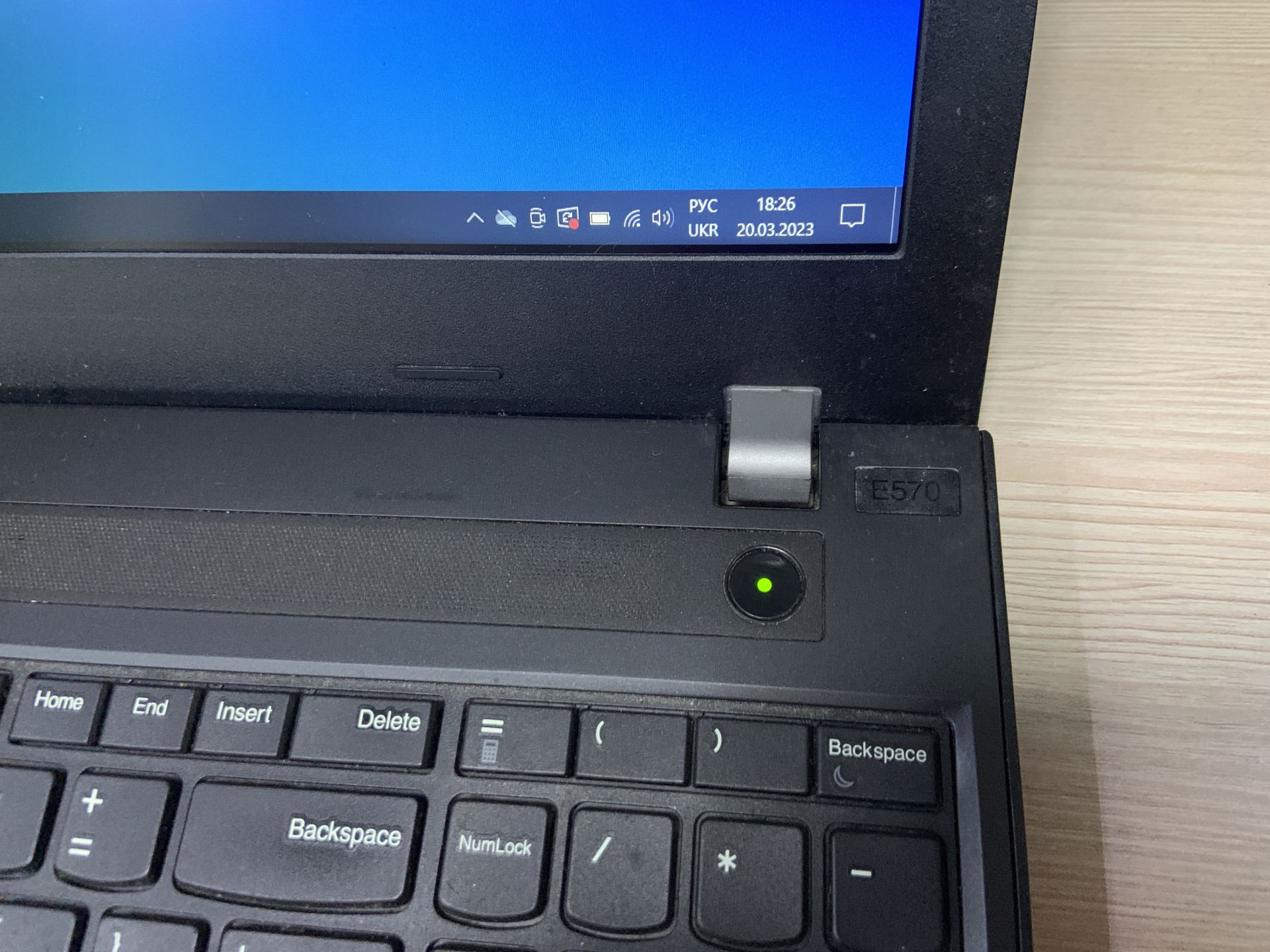 Lenovo ThinkPad E570 15,6 IPS/i5-6300/8GB/240SSD/Intel HD - фото фото фото 5