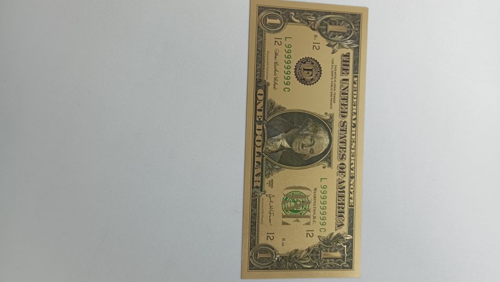 Золотая цветная банкнота 1 доллар США. - фото фото фото 0