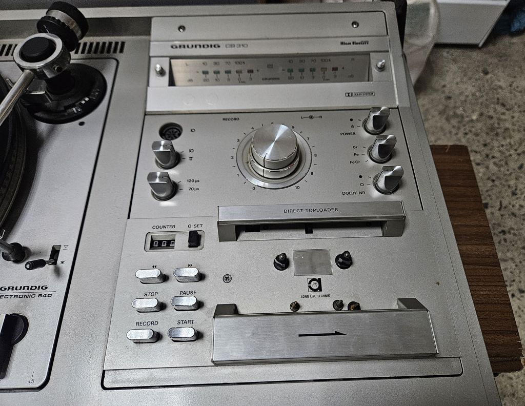Стерео аудіосистема Grundig RPC 3000 - фото фото фото 6