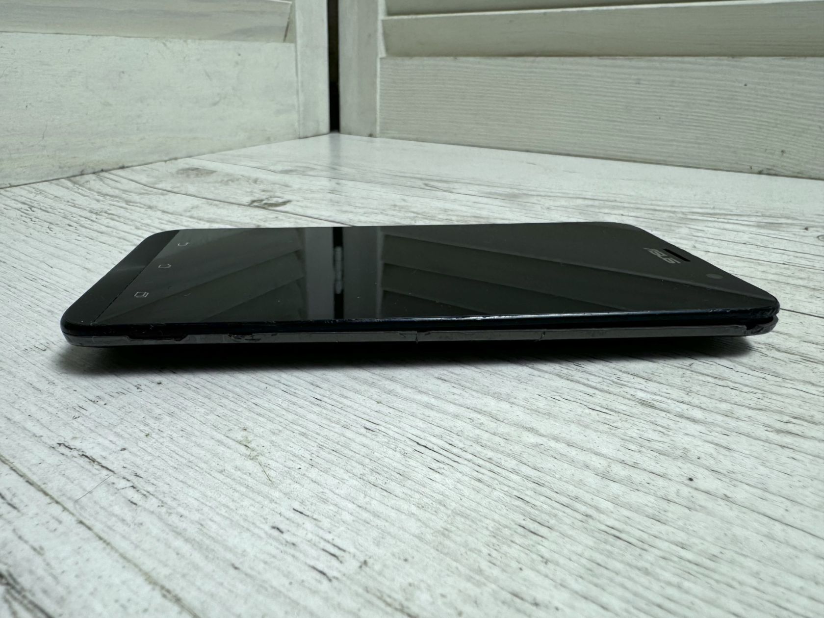Телефон Asus Zenfone 2 - фото фото фото 8