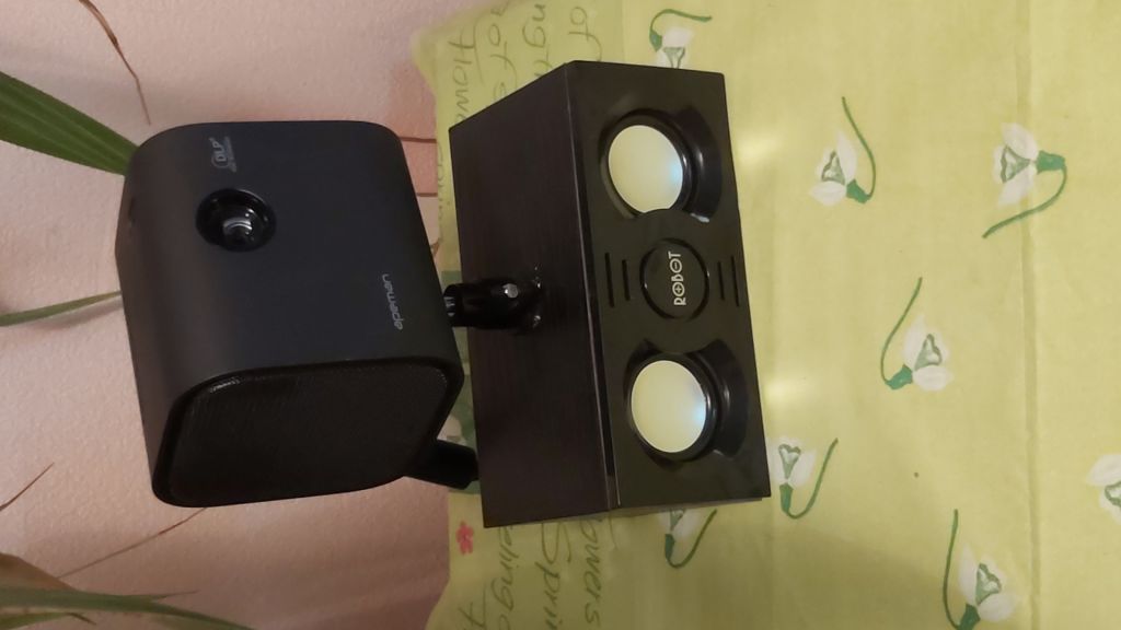 Модный LED DLP проектор Apeman M7 с Bluetooth колонкой - фото фото фото 6