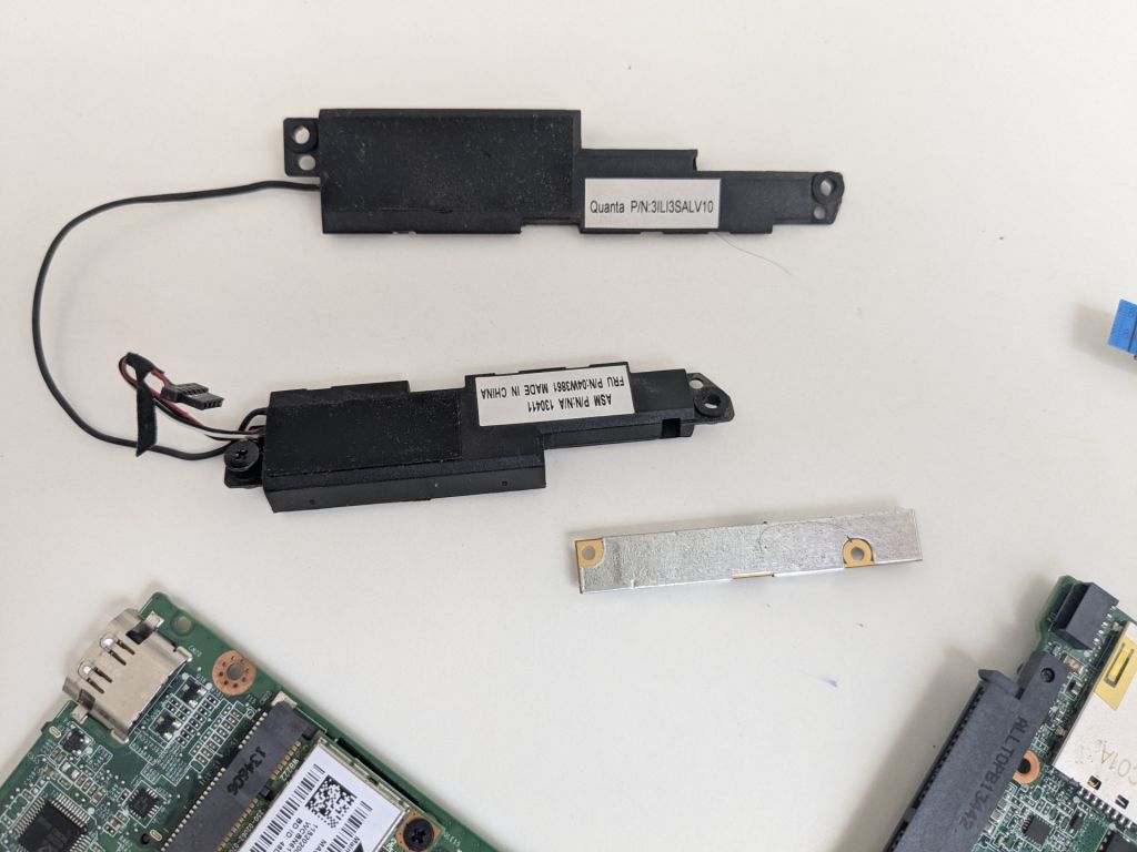 Деталі запчастини для ноутбука Lenovo ThinkPad X131e - фото фото фото 1