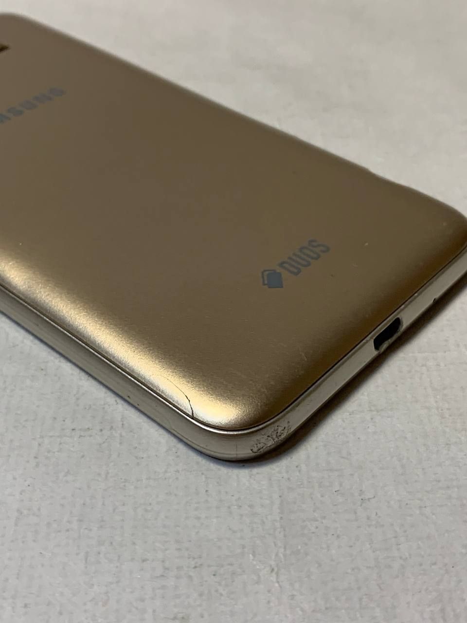 Samsung Galaxy J3 2016 J320H/DS - фото фото фото 5