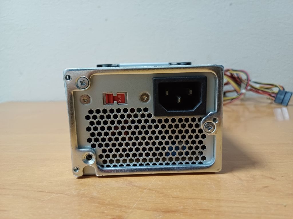 Блок питания TFX Foxconn FX-250T 250W - фото фото фото 2