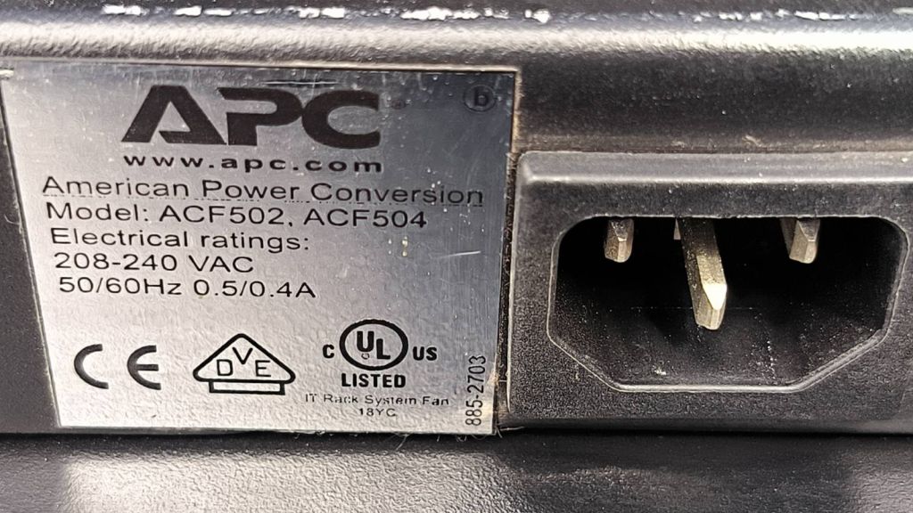 Підлога до шафи APC AR3100 з охолодженням - фото фото фото 3