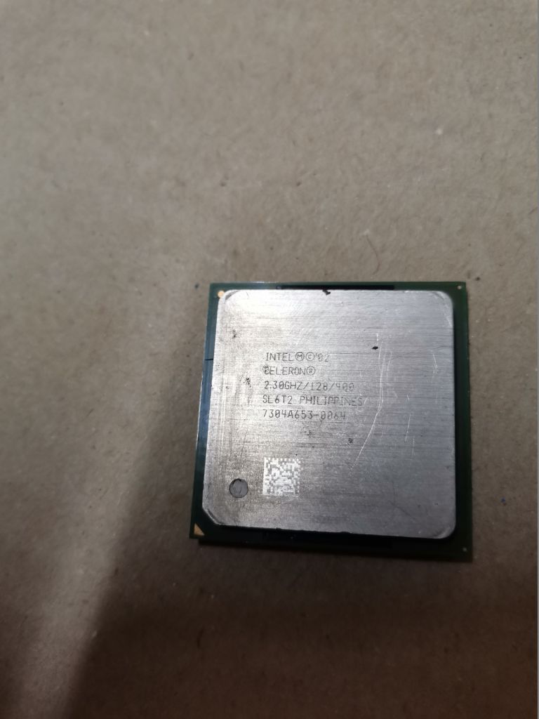 Процессор Intel celeron SL6T2 2.3ghz 128kb 400MHz - фото фото фото 0