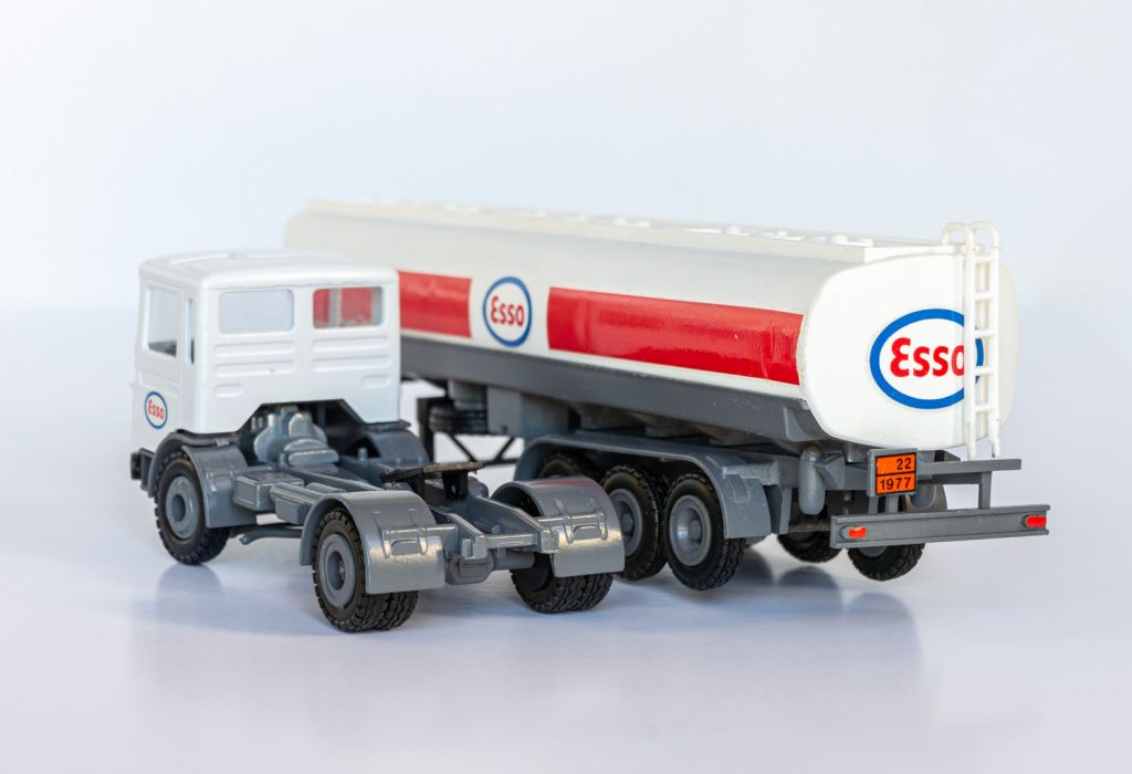 1:50 MAN F8 19.281 Tanker ESSO, Conrad #3122 W.Germany - фото фото фото 2