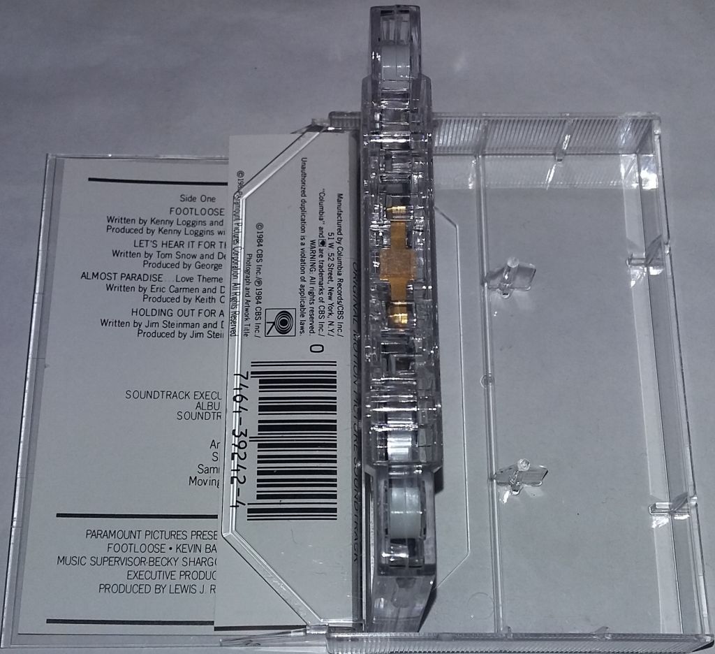 VARIOUS  Footloose  (Original Motion Picture Soundtrack). Cassette     (US) - фото фото фото 2