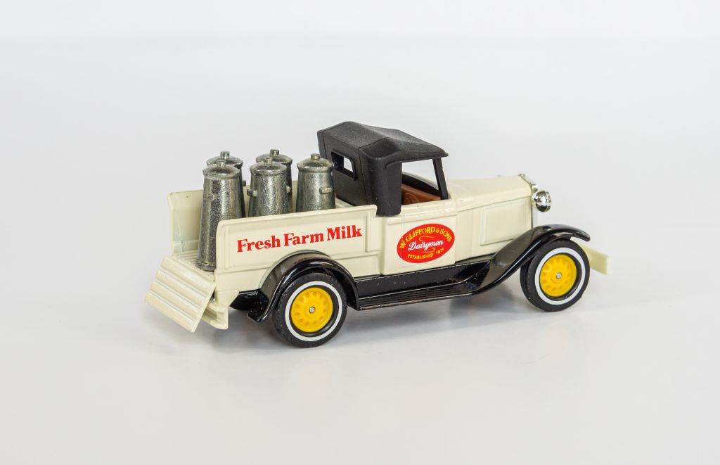 1:40 1930 Ford Model A Fresh Farm Milk, MATCHBOX Y-35B 1992 - фото фото фото 3