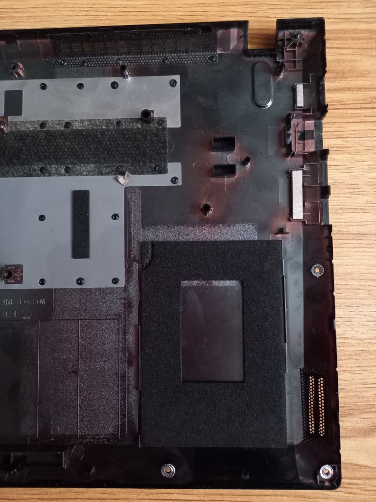 Нижня частина дно Lenovo E31-70 - фото фото фото 4