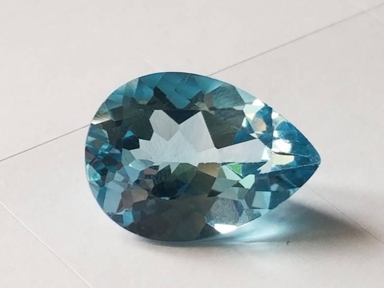Натуральный топаз   12.70ct   18x13mm - фото фото фото 2