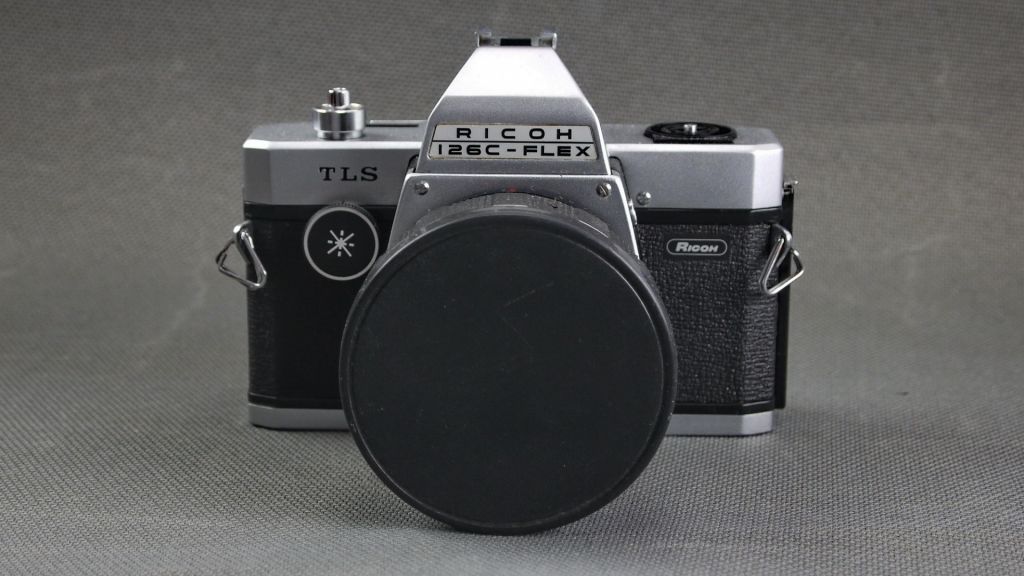Фотоаппарат пленочный механический Ricoh 126C Flex TLS с объективом Rikenon 100mm/2,8 Ф67мм Вживане - фото фото фото 3