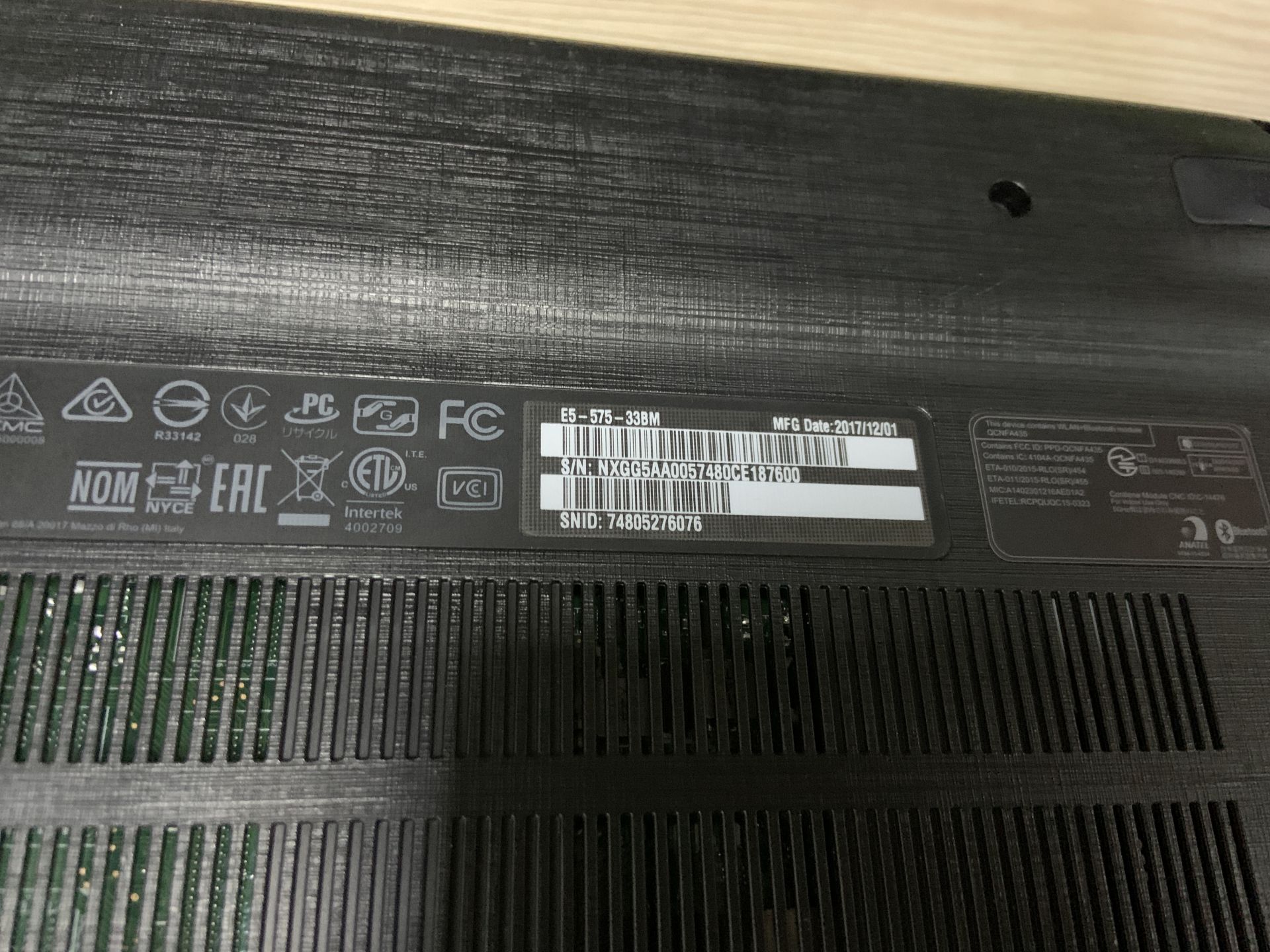 Acer Aspire E5-575 15.6 FULL IPS/i3-7100/8gb/256ssd/Intel HD - фото фото фото 5