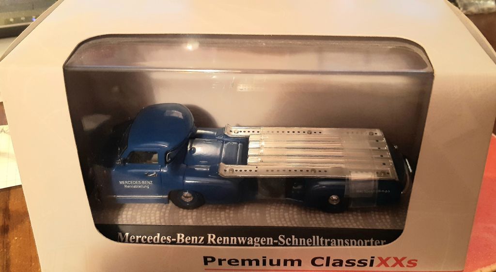 1/43 Модель автомобиля Mercedes-Benz Rennwagen-Schnelltransporter       (1955г.).Premium ClassiXXs - фото фото фото 4