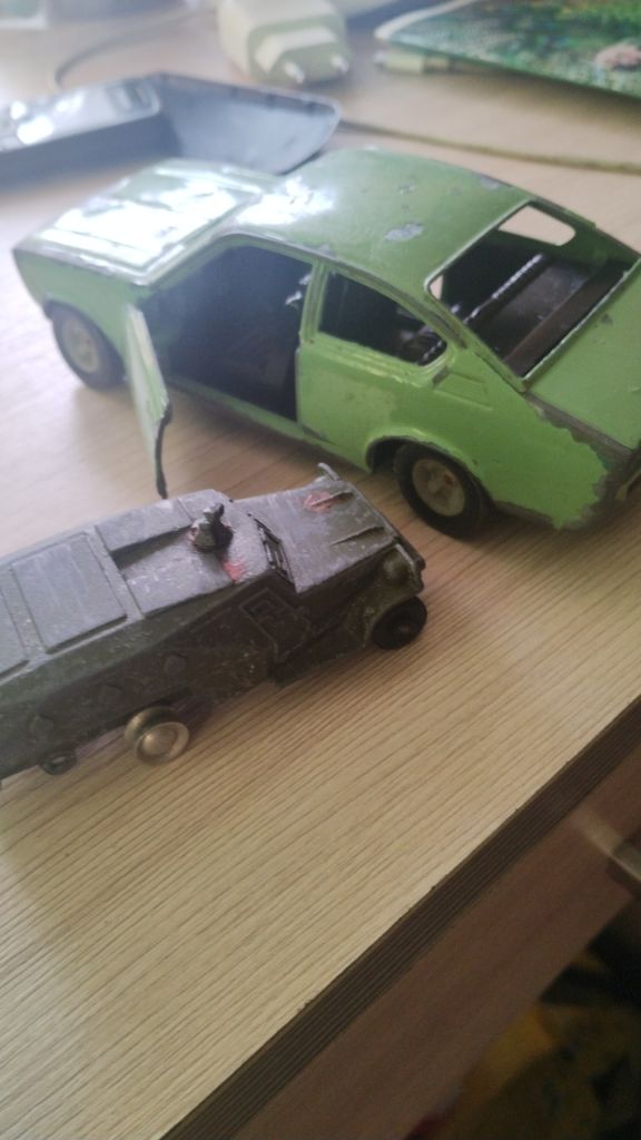 Opel kadett coupe scala 1/24 + броневик - фото фото фото 10