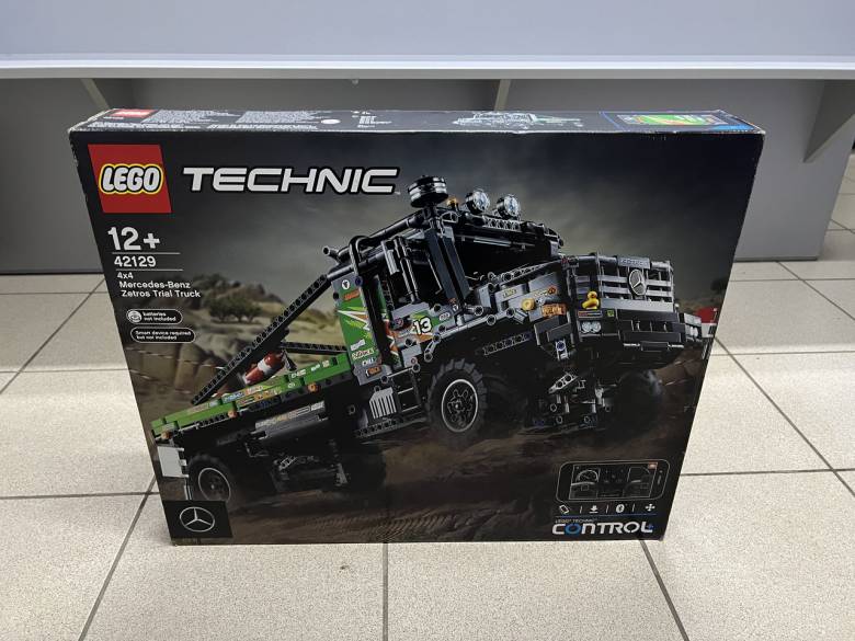 Конструктор LEGO Technic Mercedes-Benz Zetros (42129) Новый! - фото фото фото 0