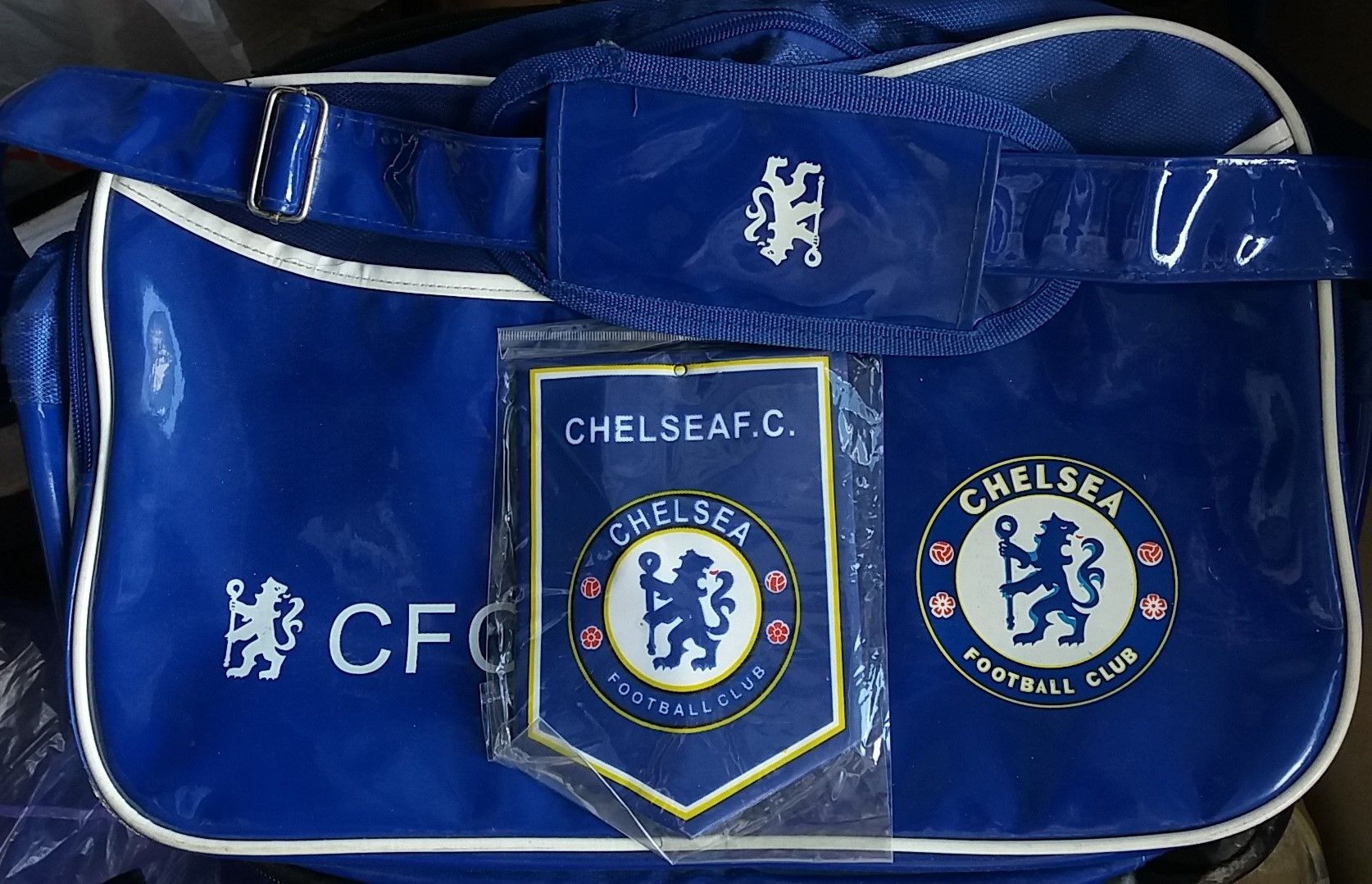 мегалот Челси Лондон Chelsea London вымпел щитки сумка мега лот - фото фото фото 0
