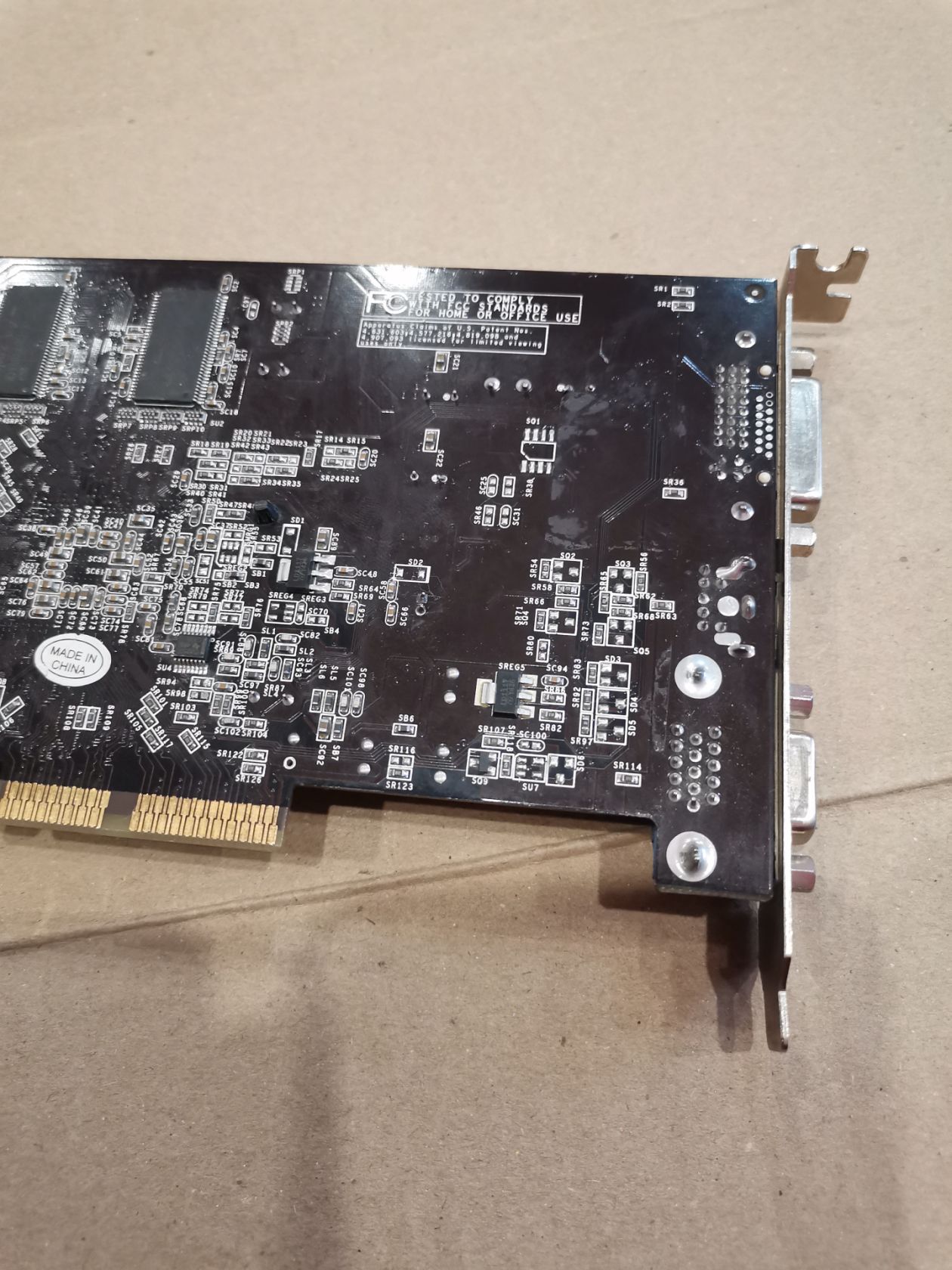 Видеокарта ATI Radeon 9600 PRO AGP 8x - фото фото фото 3