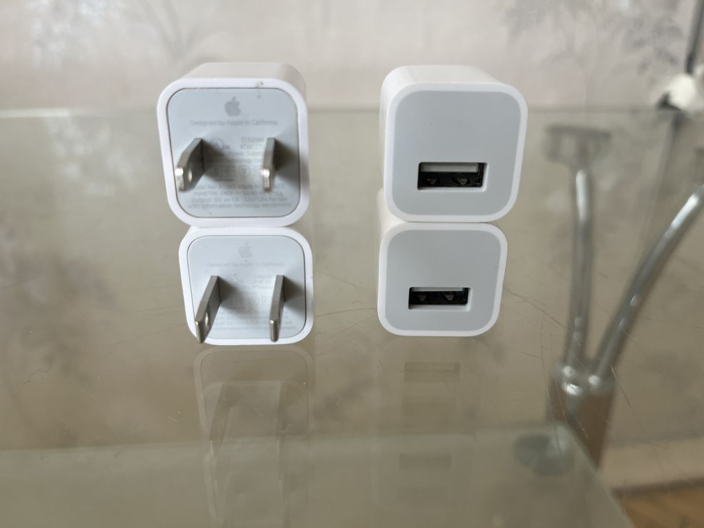 Оригинальные блоки зарядки Apple 5W USB Power Adapter     (модель A1385) - фото фото фото 3