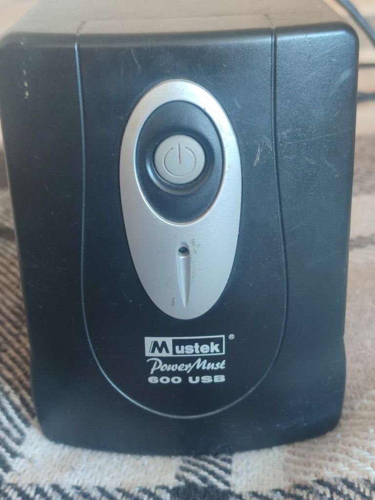 Mustek PowerMust 600 USB - фото фото фото 0