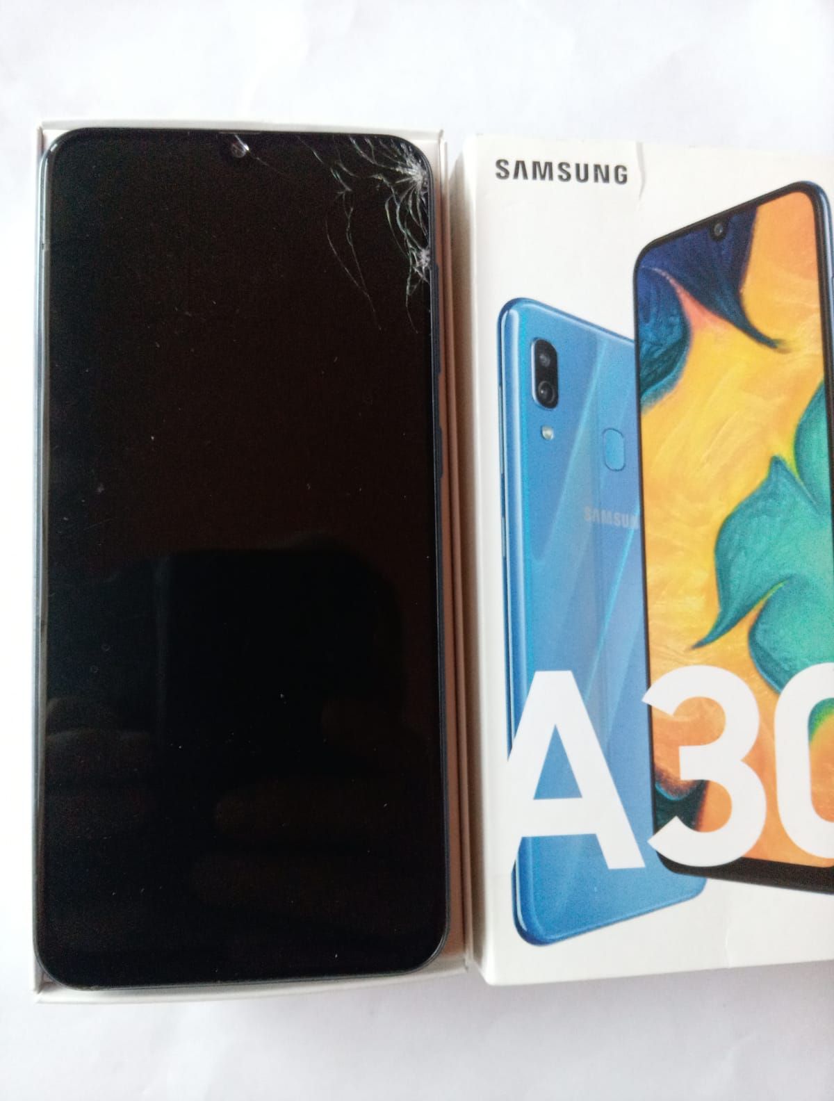 Смартфон Samsung A30   (SM-A305FN/DS) на запчастини     (робоча плата) - фото фото фото 1