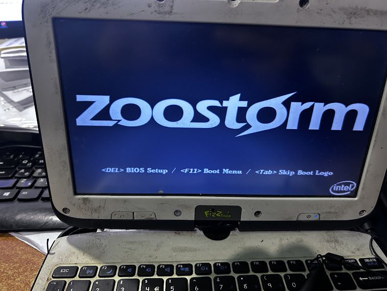 Ноутбук ZooStorm FizzBook EC10IS2 № 241012122 - фото фото фото 1