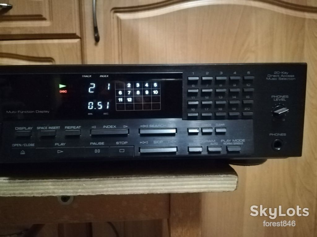 CD-дека Yamaha CDX-630E - фото фото фото 2