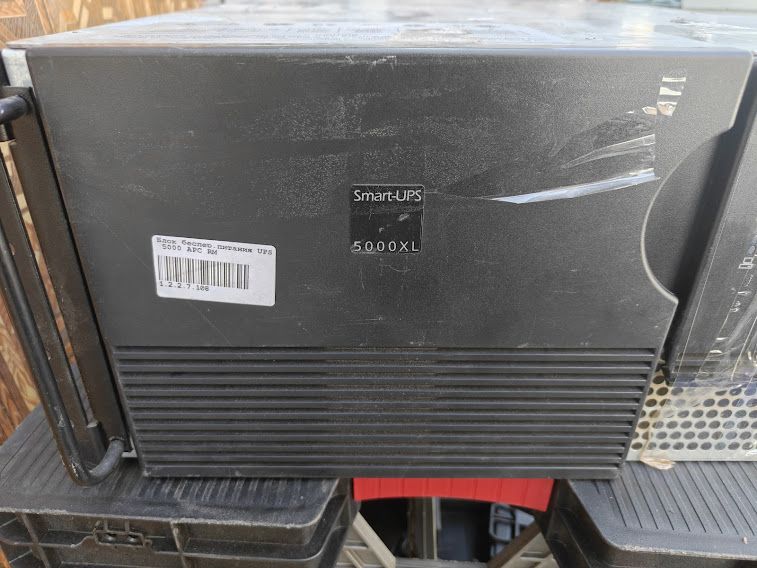 ИБП Бесперебойник UPS 5000 VA / ВА APC Smart-UPS XL SU5000RMXLI5U № 26250503 - фото фото фото 1