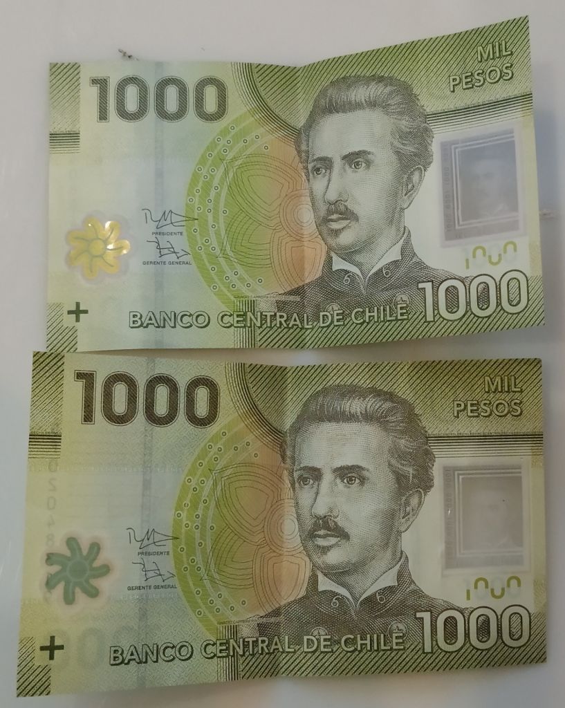 Чили 1000 песо   (2 штуки) - фото фото фото 0