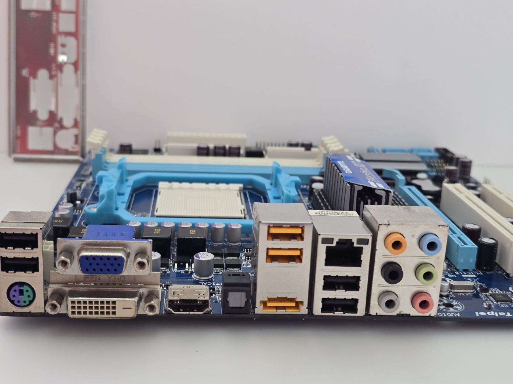 Материнська плата Gigabyte GA-MA78LMT-US2H AM3  (DDR3,HDMI,б/у) - фото фото фото 1