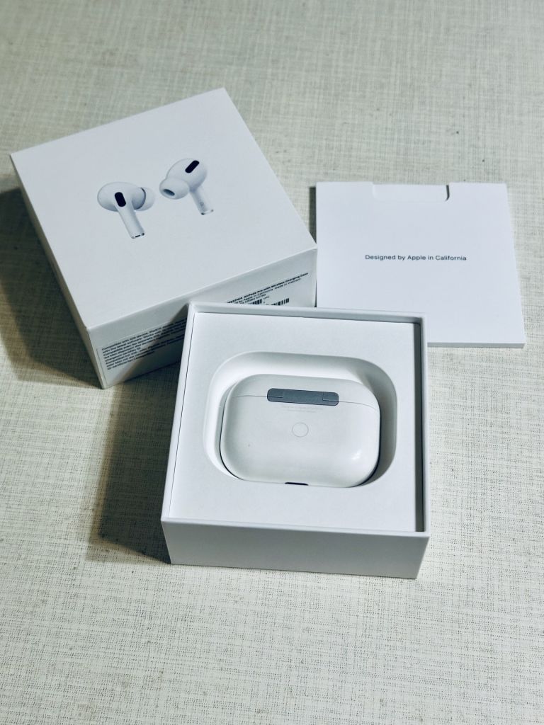 Apple AirPods Pro 1    (Case) A2190 Кейс для наушников - фото фото фото 1
