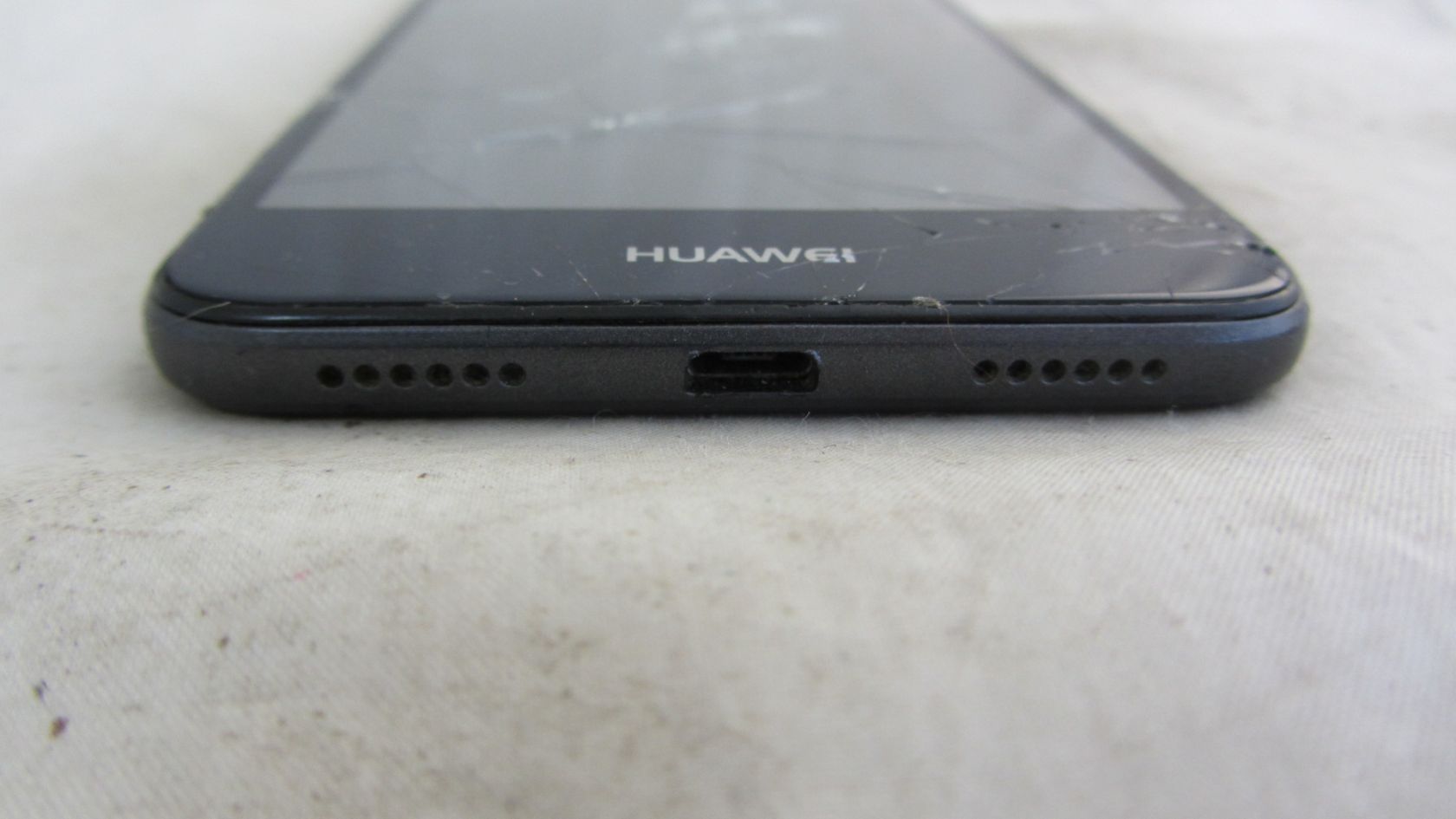 Huawei P8 Lite 2017  (PRA-LA1) Black - фото фото фото 1