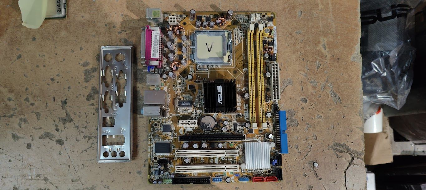 Мат. плата Asus P5GC-MX LGA775 i945GC PCI-E+SVGA+LAN SATA MicroATX 2DDR2 № 230105 - фото фото фото 0