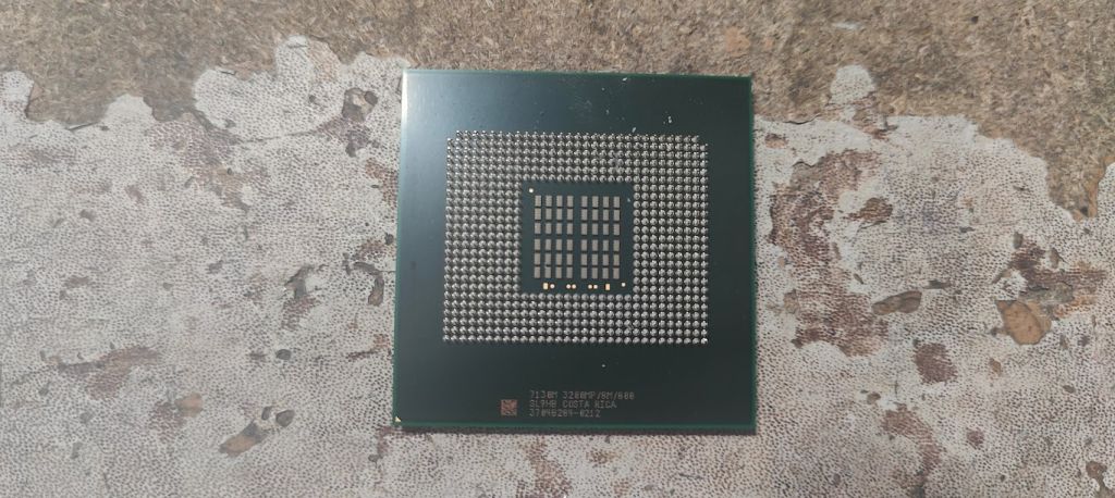 Ретро процессор Intel Xeon 7130M 3200MP/8M/800 SL9HB socket 604 № 240407102 - фото фото фото 0