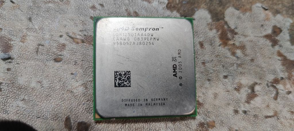 Процессор AMD Sempron LE-1250 SDH1250IAA4DW 2.20GHz Socket AM2 № 240407128 - фото фото фото 0