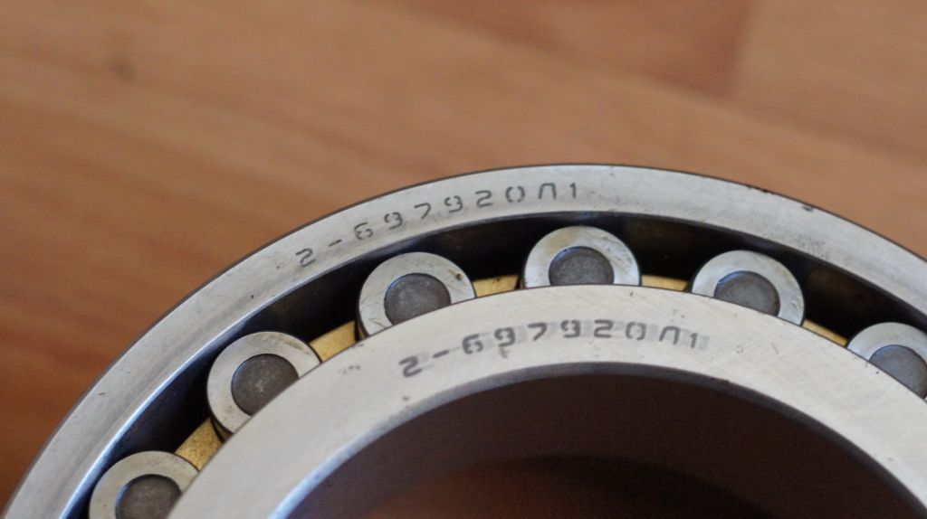 Подшипник 2- 697920 Л1     (bearing 160098X/160152XH) роликовый конический радиально-упорный ГПЗ-15 ГОСТ 520-89  * - фото фото фото 3