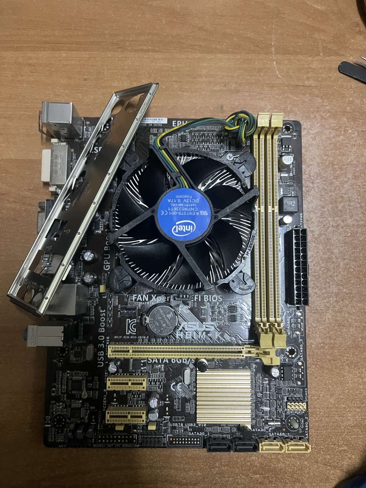 Asus H81M-K с VGA/DVI - фото фото фото 1
