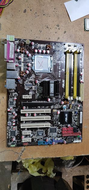 Мат. плата ASUS P5B-PLUS LGA775 P965 PCI-E+GbLAN+1394 SATA RAID ATX 4DDR2 № НР221804 - фото фото фото 0