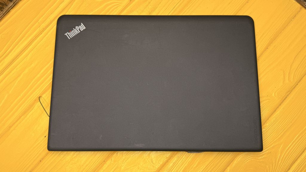 Кришка матриці Lenovo Thinkpad T570  (3)  (1603) - фото фото фото 0