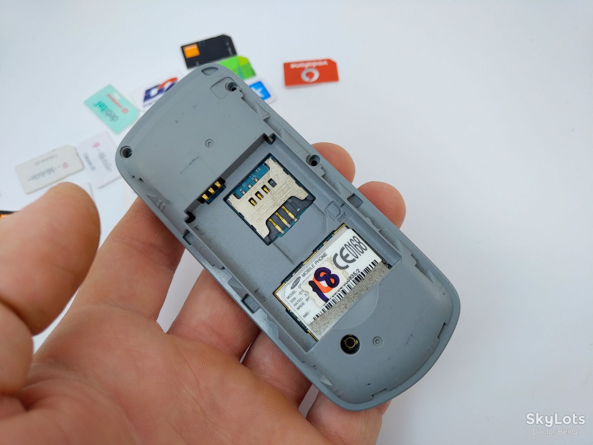 Samsung E1080 не вмикається - фото фото фото 4