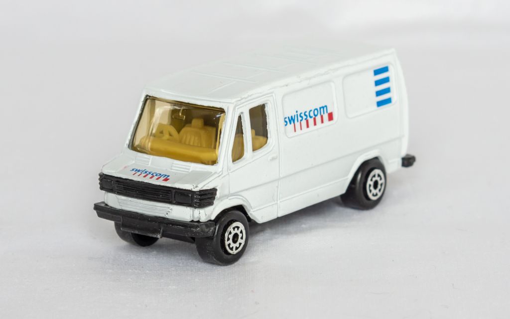 1:64 Mercedes-Benz 307D Van Swisscom 1988 white, Edocar 25 - фото фото фото 1