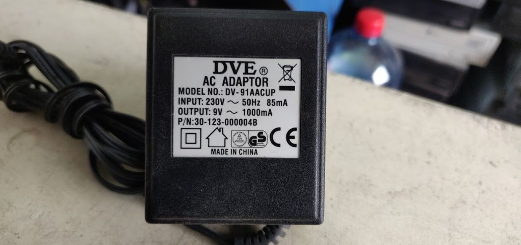 Блок питания БП DVE DV-91AACUP 9V 1A № 203007 - фото фото фото 1