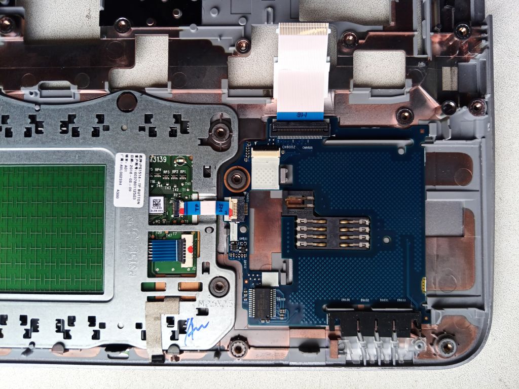 Б/У Топкейс HP EliteBook 840 G3 - фото фото фото 5